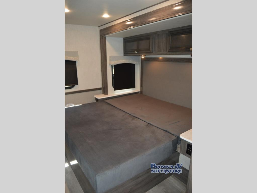 Fleetwood RV Flair Bedroom